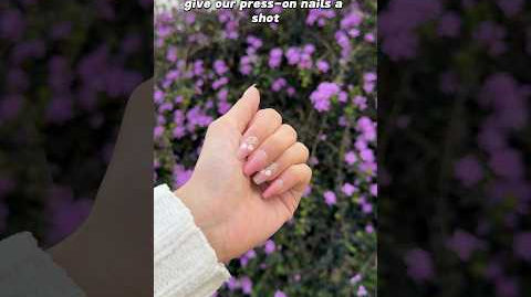 Too busy for a salon visit? Try our nails! #nails #ellievincynails #pressonnails #fakenails